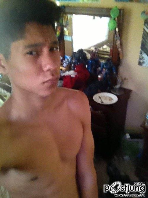 ถอดโชว์เรือนร่าง 590