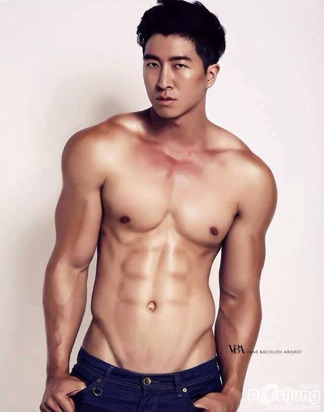 ถอดโชว์เรือนร่าง 590