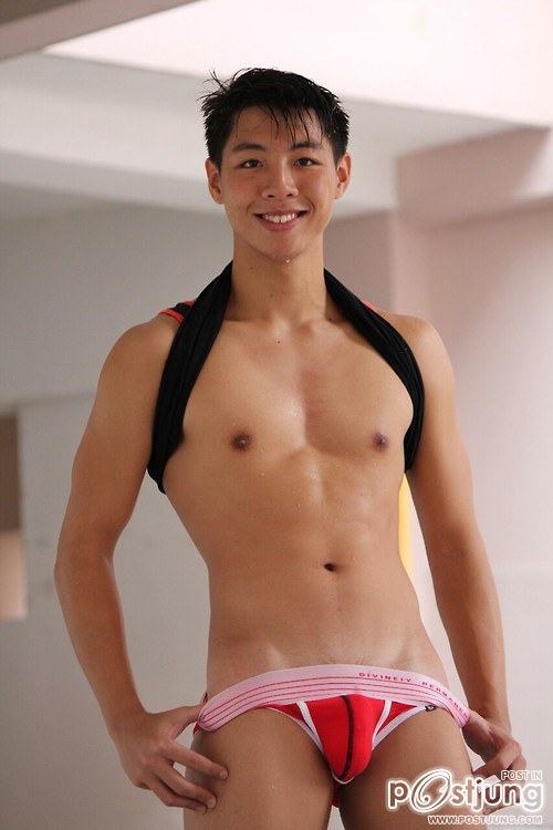ถอดโชว์เรือนร่าง 596