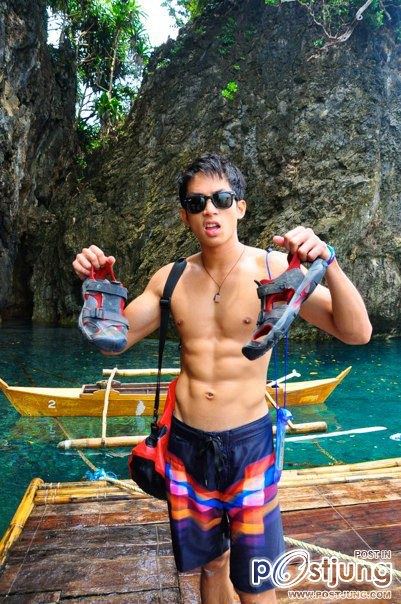 ถอดโชว์เรือนร่าง 596