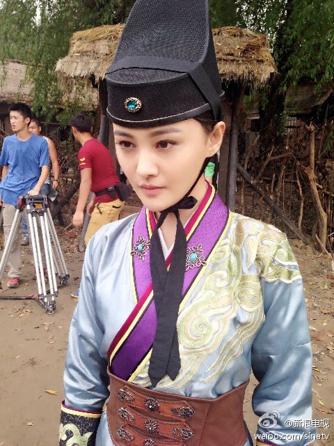 《五鼠闹东京》 The Three Heroes And Five Gallants 2015 part3