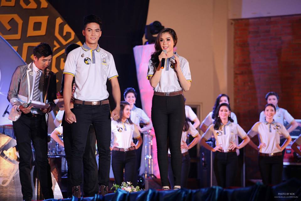 ค่ำคืนที่ดาวเคียงเดือน Freshy Boys & Girl 2014วันที่30สิงหาคม2557 อาคารพละศึกษา มหาวิทยาลัยมหาสารคาม