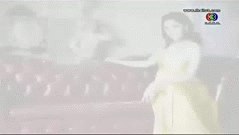 ทรายสีเพลิง (GIF)