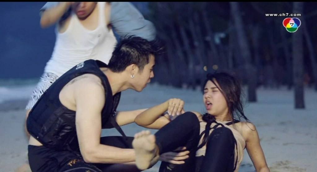 จะไปยืนอยู่กลางทะเลลองเบิ่ง,เพื่อจะเจอเนื้อคู่แบบนื้แด่