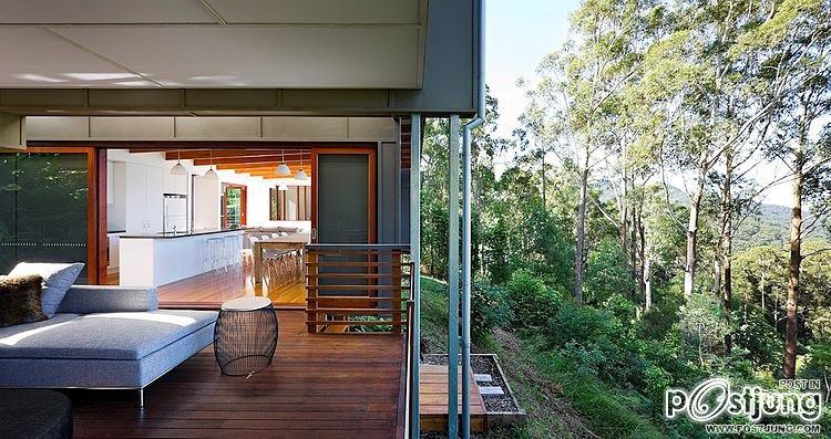 Storrs House by Tim Stewart Architects