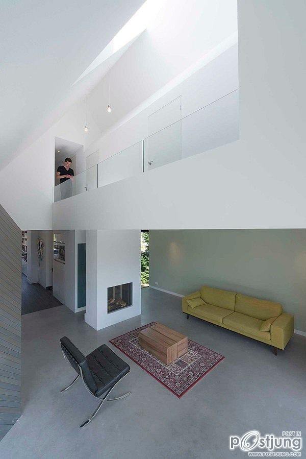 House W by Studio Prototype