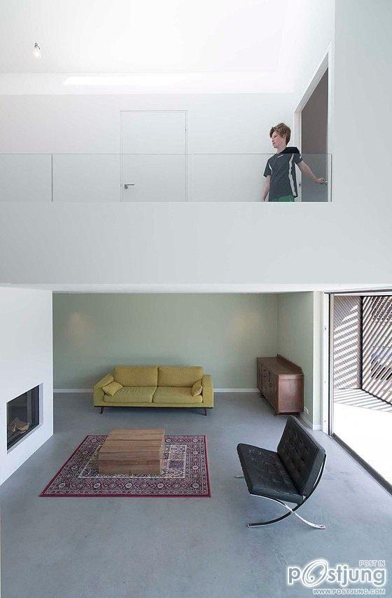 House W by Studio Prototype