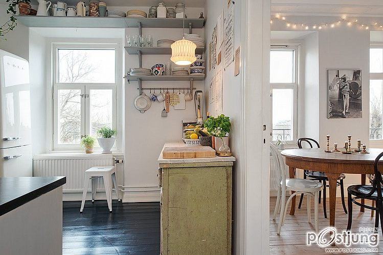 &Ouml;vre Djupedalsgatan Apartment by Johanna Tant