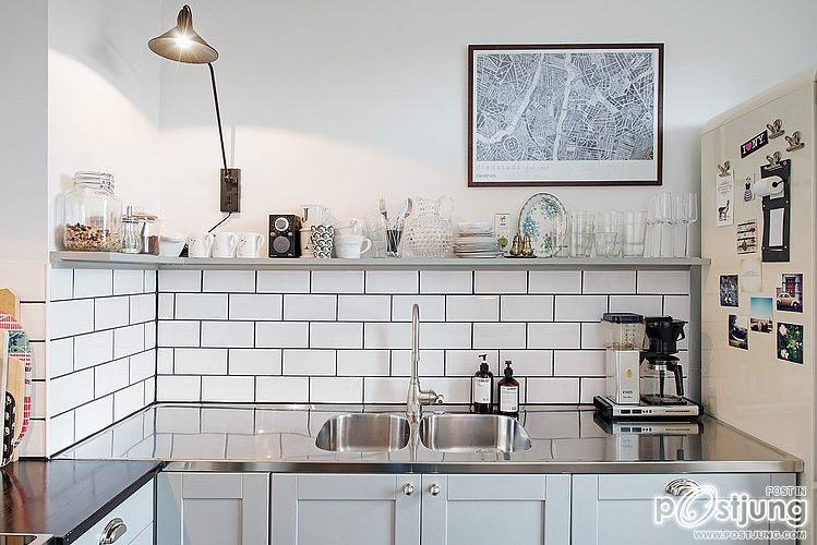 &Ouml;vre Djupedalsgatan Apartment by Johanna Tant