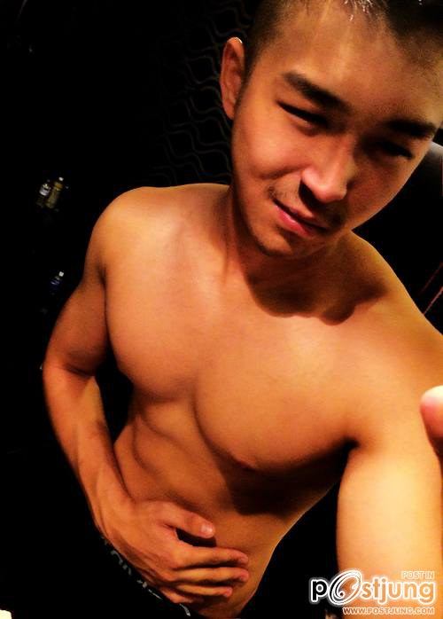 ถอดโชว์เรือนร่าง 600 (โพสที่หกร้อยแล้ว เบื่อกันยัง)