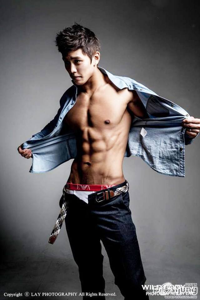 ถอดโชว์เรือนร่าง 600 (โพสที่หกร้อยแล้ว เบื่อกันยัง)