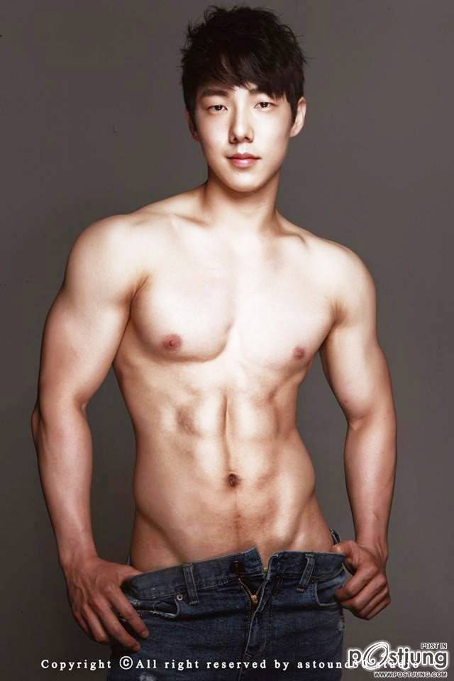 คนนี้ใครรู้จักบ้าง หล่อเซ็กซี่จัง