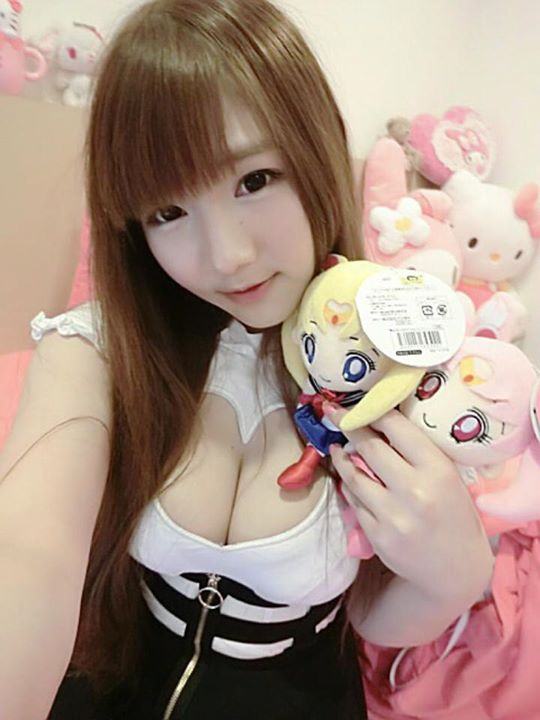 อลิซ เน็ตไอดอลเต้าสะบึ้ม!!!!