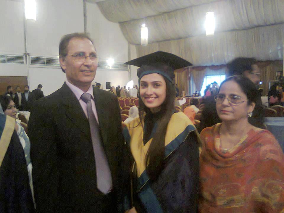 Ayeza khan (Aiza)