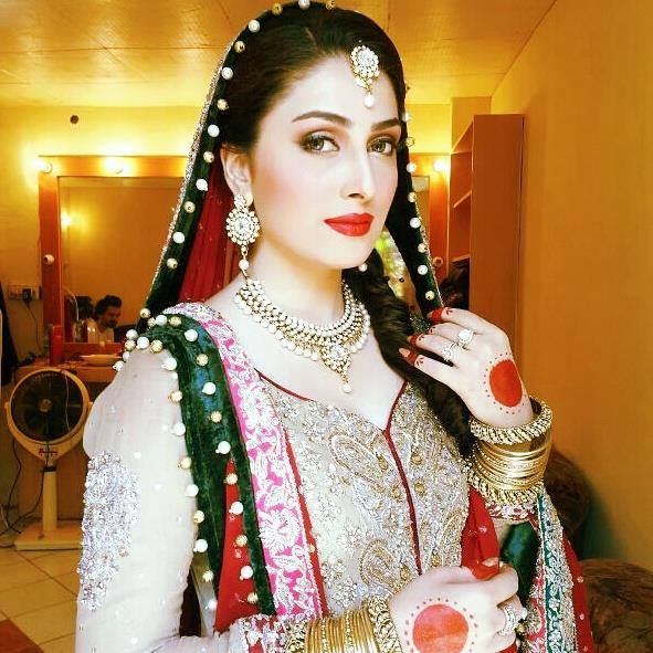 Ayeza khan (Aiza)