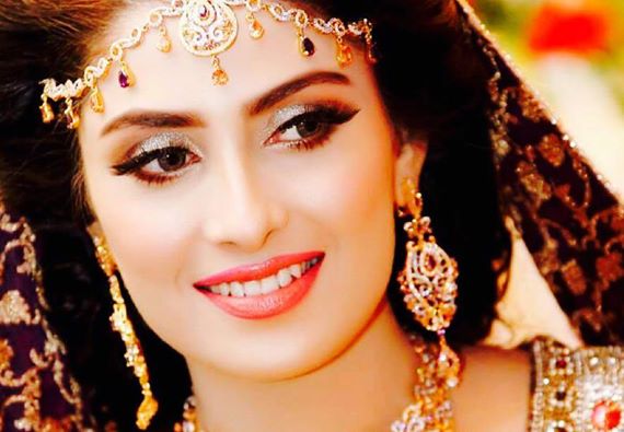 Ayeza khan (Aiza)