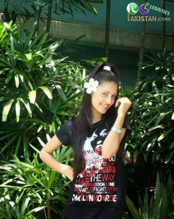 Ayeza khan (Aiza)