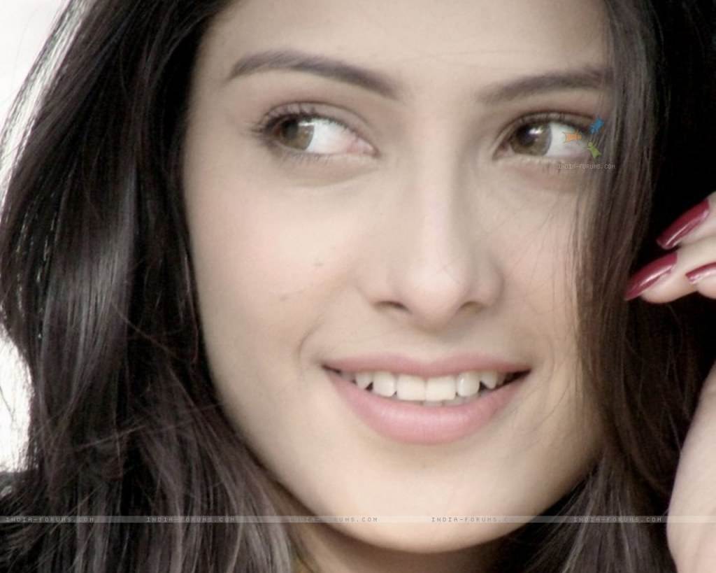 Ayeza khan (Aiza)