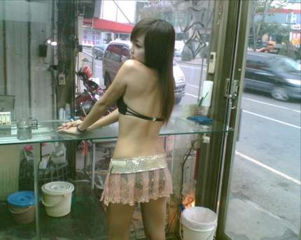 แม่ค้าขายถั่วไต้หวัน น่าซื้อจริงๆ