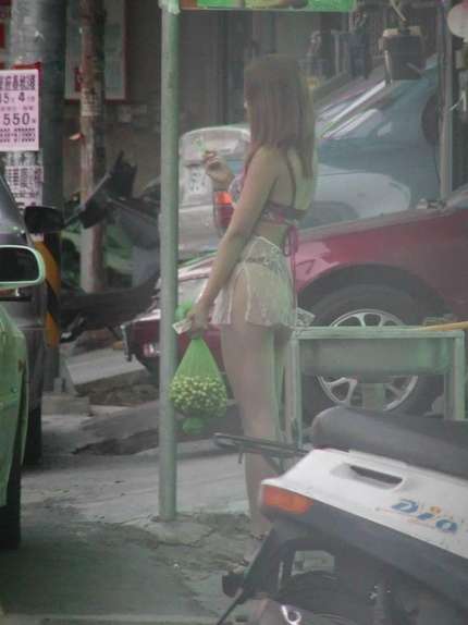 แม่ค้าขายถั่วไต้หวัน น่าซื้อจริงๆ