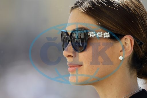 นางงามจักรวาล 2013 เข้าเฝ้าพระสันตะปาปา ฟรานซิส ที่นครวาติกัน