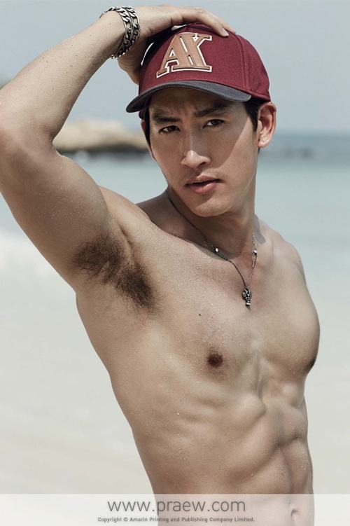 ไนกี้ นิธิดล ป้อมสุวรรณ