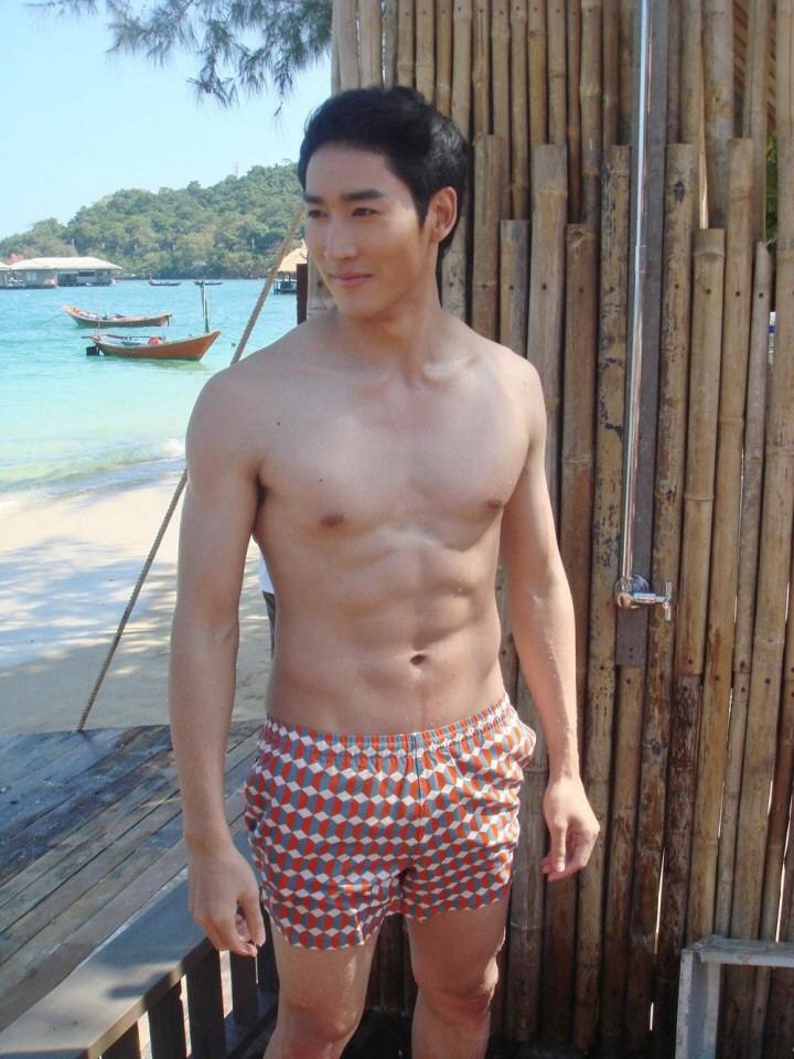 ไนกี้ นิธิดล ป้อมสุวรรณ