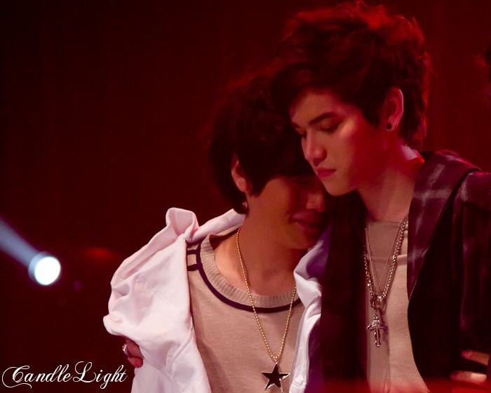 กอด