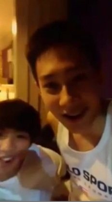 สองคนน่ารักดี
