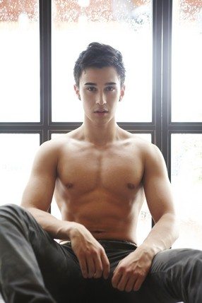 1ใน6 จาก50หนุ่มโสดในฝัน Cleo 2014 : No. 7 อเล็กซิส สโตซิก (อเล็กซิส)