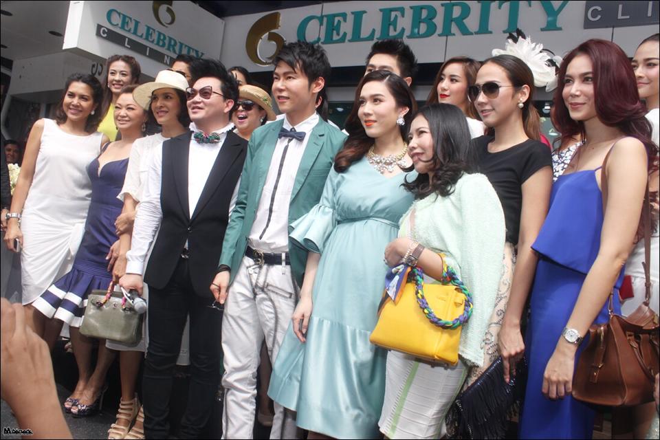อั้ม พัชราภา แค่ชุดธรรมดาก็สวยสุดฤทธิ์อกตูมในงานเปิดตัว Celebrity Clinic