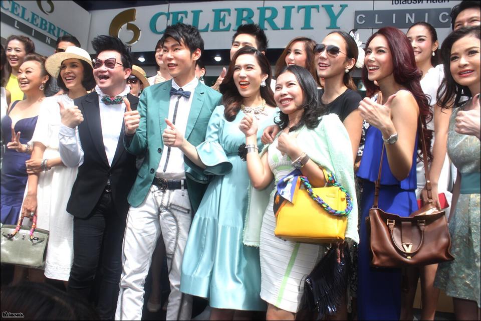 อั้ม พัชราภา แค่ชุดธรรมดาก็สวยสุดฤทธิ์อกตูมในงานเปิดตัว Celebrity Clinic