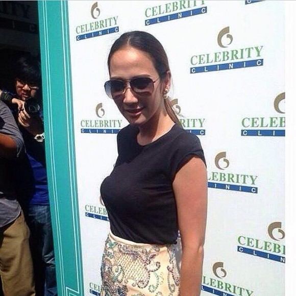 อั้ม พัชราภา แค่ชุดธรรมดาก็สวยสุดฤทธิ์อกตูมในงานเปิดตัว Celebrity Clinic