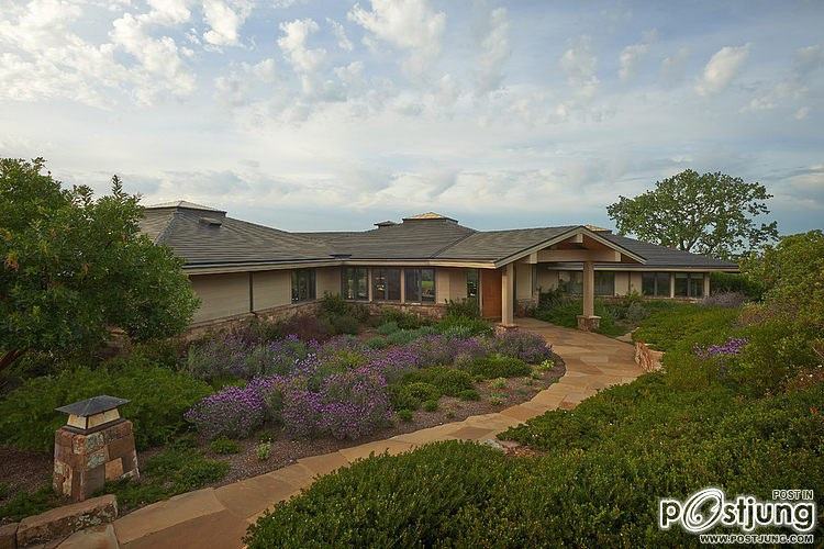 Portola Valley by Stoecker and Northway Architects