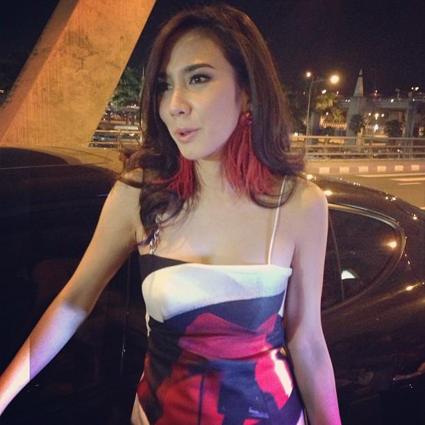 กรี๊ดดดด!! เสาร์ที่ 13 ก.ย 57 นี้ เตรียมพบกับซุปตาร์ห้างเเตก ในงาน TOYOTA BUZZ