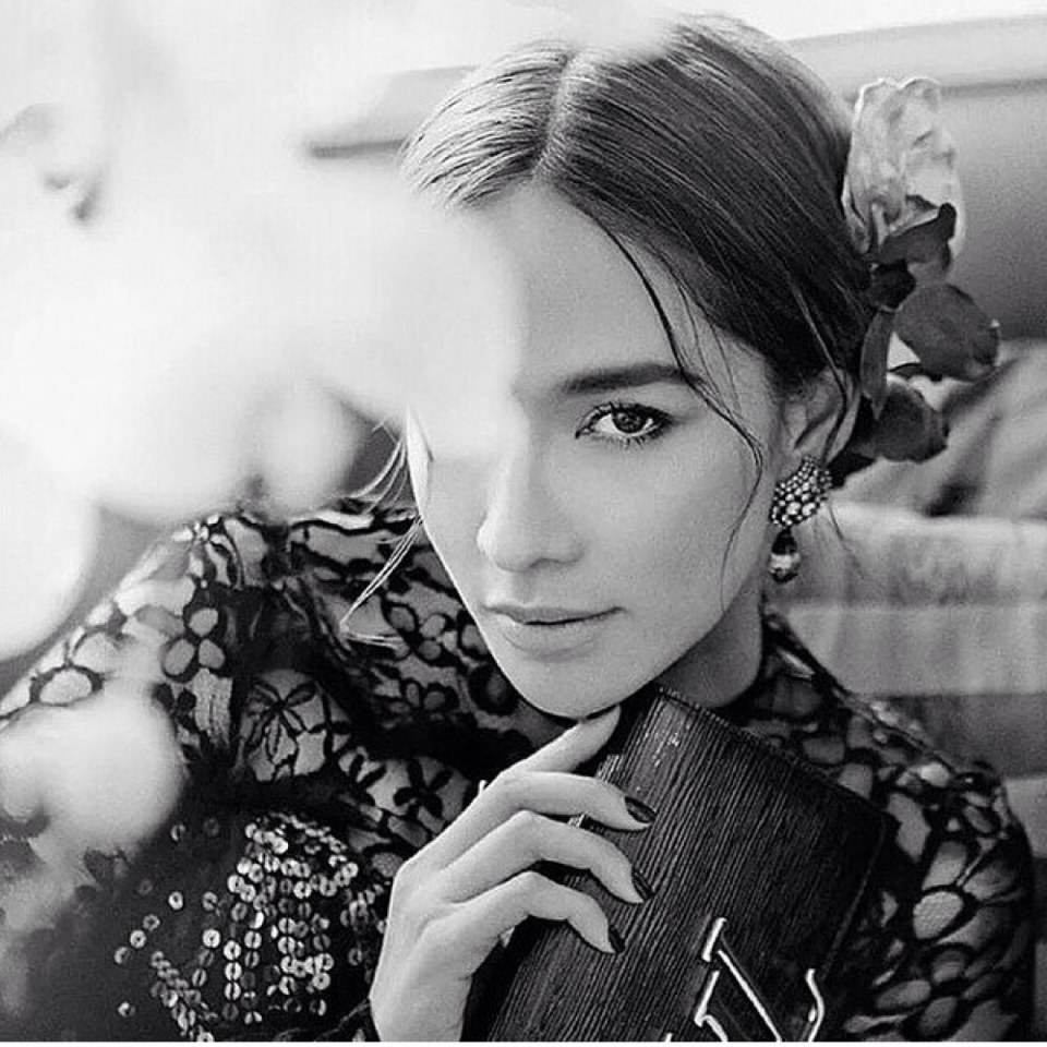 พลอย เฌอมาลย์ @L'Officiel Thailand ฉบับเดือนกันยายน เล่อค่ามาก