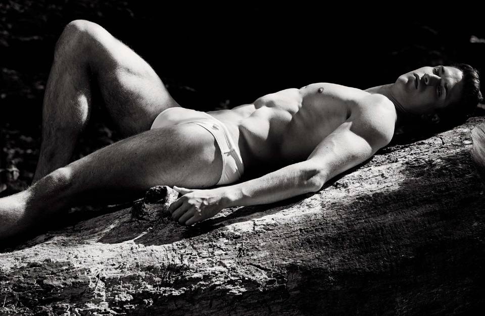 Chris Pastor @ MM in English Magazine September 2014