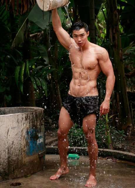 เล่นน้ำกัน^^