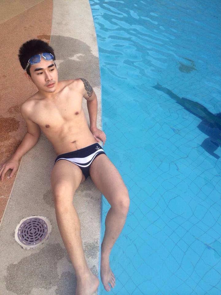 เล่นน้ำกัน^^