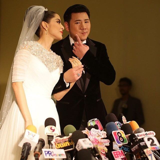 Pinky&Petch : Wedding Teaser Teaser Presentation งานแต่ง พิ้งกี้ - เพชร หวานสุด ๆ เวอร์ชั่น 2