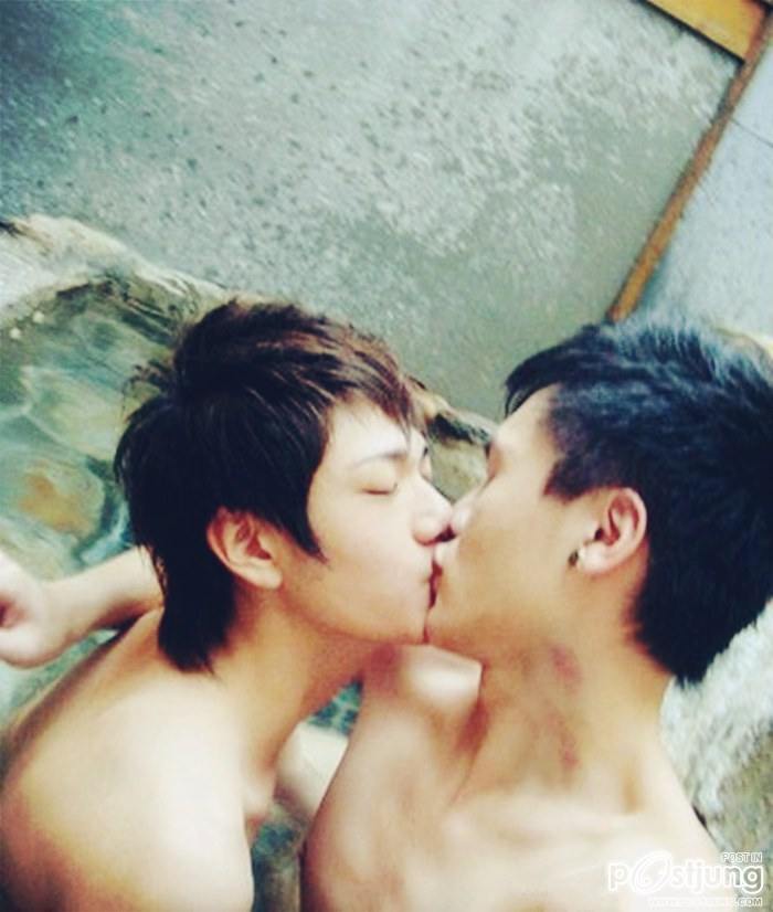 จูบกันฟินๆ