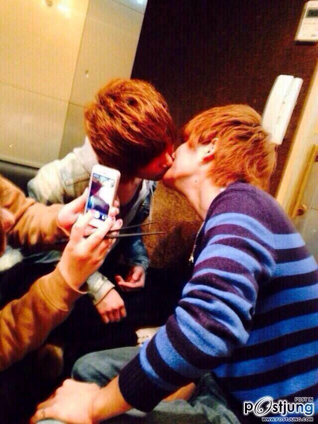 จูบกันฟินๆ