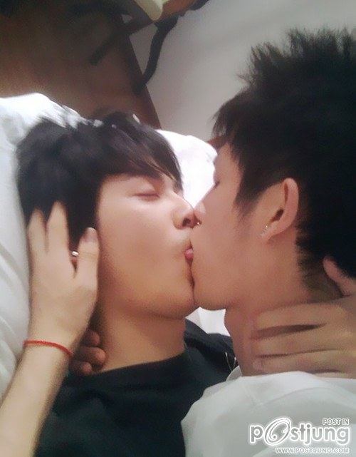 จูบกันฟินๆ