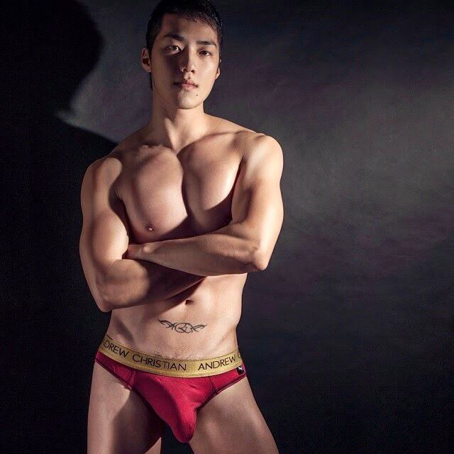 พักสายตากับหนุ่มๆ