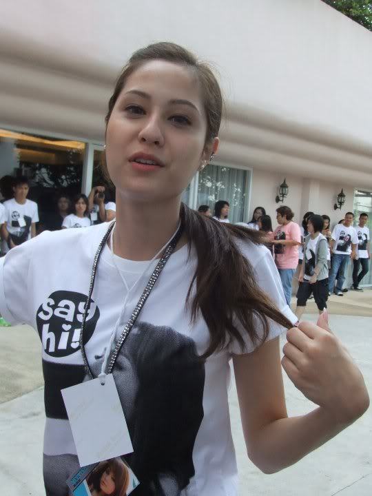 Pic_ขวัญ อุษามณี_USA (อิริยาบถสุดน่ารัก)