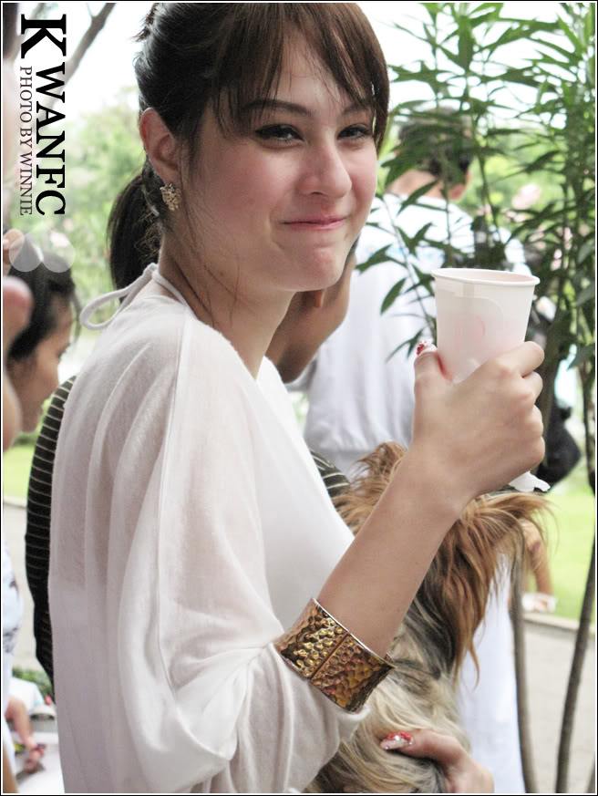 Pic_ขวัญ อุษามณี_USA (อิริยาบถสุดน่ารัก)