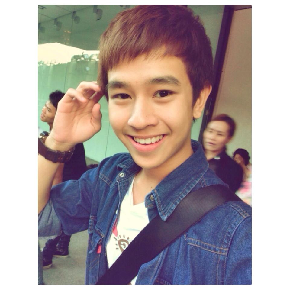 ฟลุ๊ค พงศธร