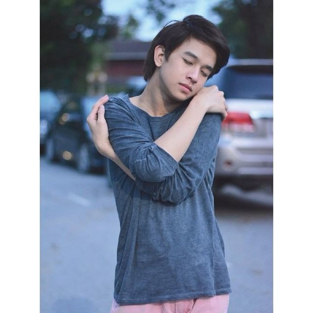 ฟลุ๊ค พงศธร