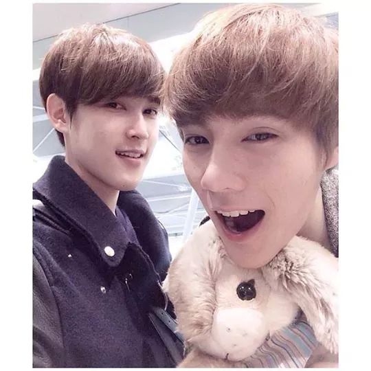 คู่เกย์ โบ๊ท-นิวเยียร์