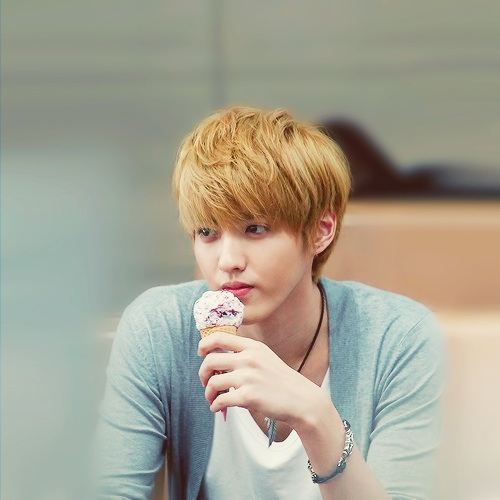 Kris Exo who left Exo